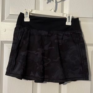 Lululemon skirt, size 2 tall, black camouflage